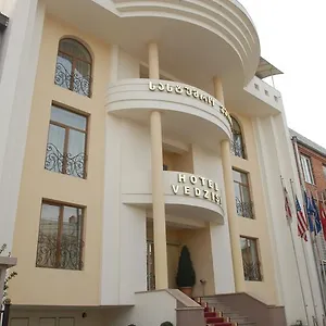 Vedzisi Hotel