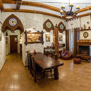 Ghostel - Medieval Hostel Lwów